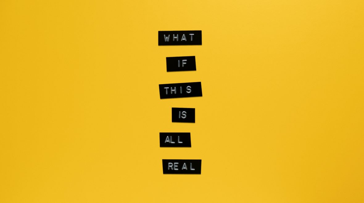 Le minimalisme est-il toujours pertinent en design graphique ?